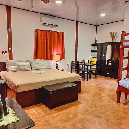Hotel Casa Vito Beachfront Puerto Viejo de Talamanca ภายนอก รูปภาพ