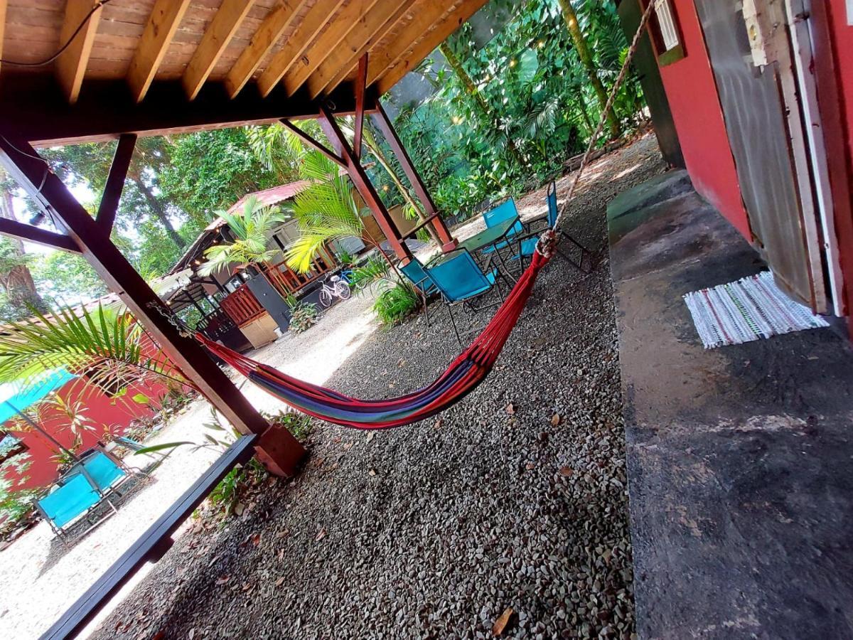 Hotel Casa Vito Beachfront Puerto Viejo de Talamanca ภายนอก รูปภาพ