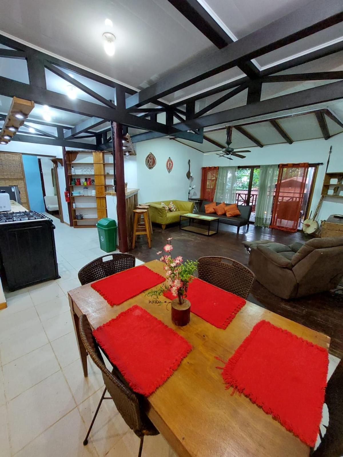 Hotel Casa Vito Beachfront Puerto Viejo de Talamanca ภายนอก รูปภาพ
