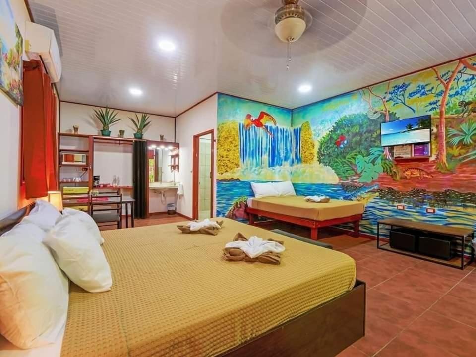 Hotel Casa Vito Beachfront Puerto Viejo de Talamanca ภายนอก รูปภาพ
